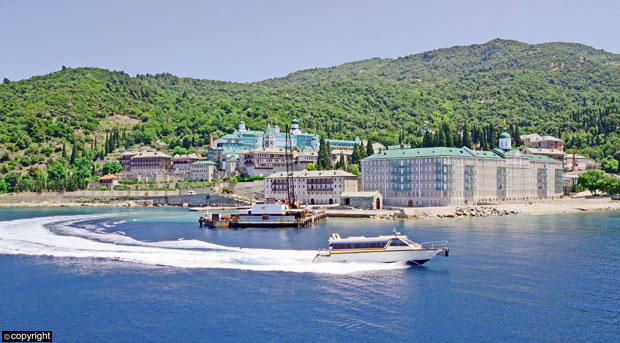 Тражи се место више у манастирским конацима